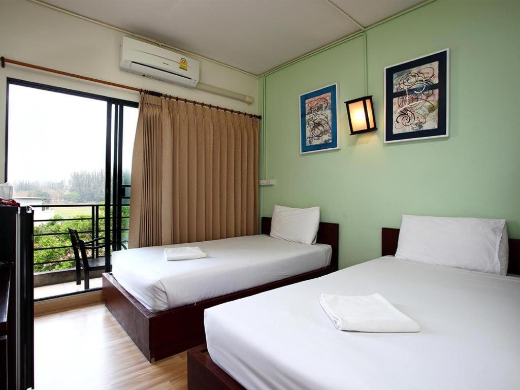 B2 Khamtieng Boutique & Budget Hotel Чиангмай Экстерьер фото