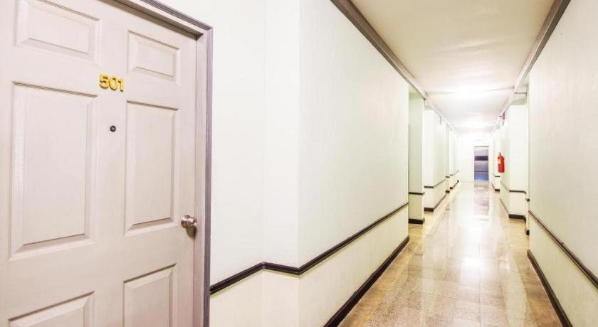 B2 Khamtieng Boutique & Budget Hotel Чиангмай Экстерьер фото