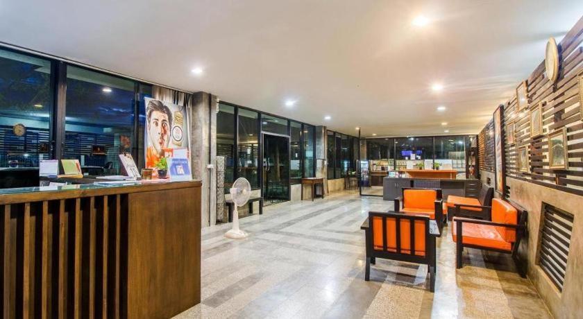 B2 Khamtieng Boutique & Budget Hotel Чиангмай Экстерьер фото
