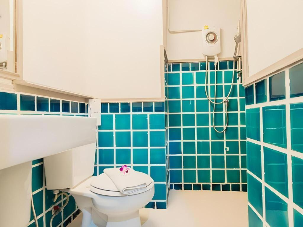 B2 Khamtieng Boutique & Budget Hotel Чиангмай Экстерьер фото