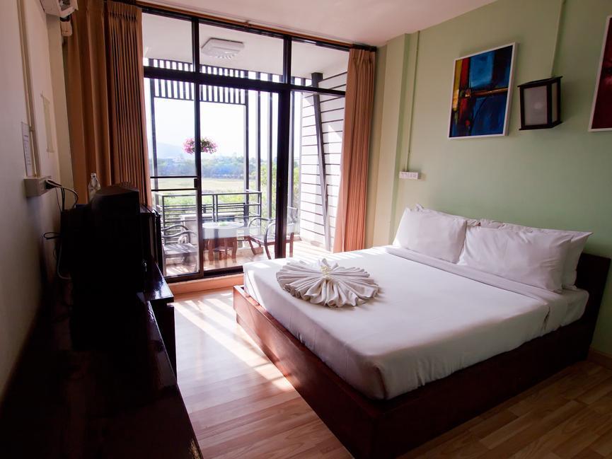 B2 Khamtieng Boutique & Budget Hotel Чиангмай Экстерьер фото