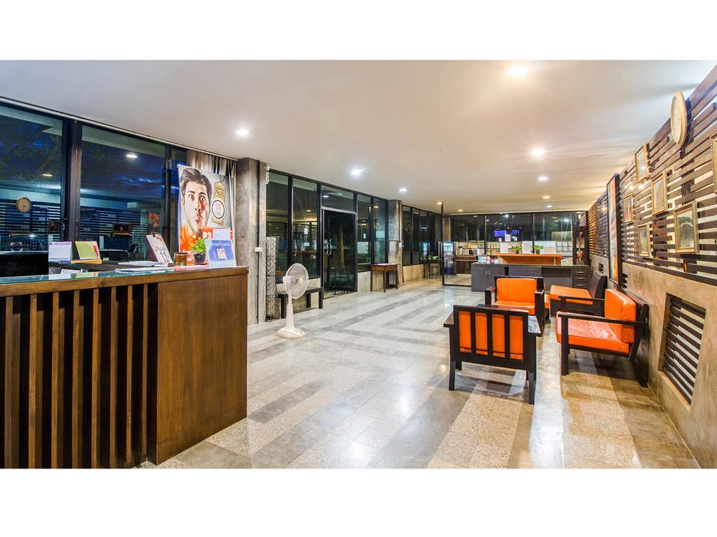 B2 Khamtieng Boutique & Budget Hotel Чиангмай Экстерьер фото