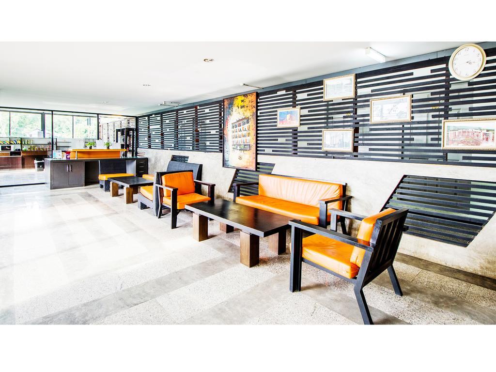B2 Khamtieng Boutique & Budget Hotel Чиангмай Экстерьер фото